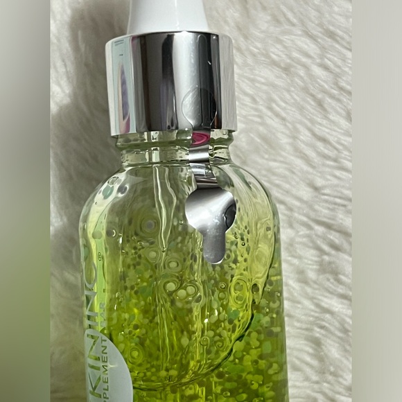 🔴 SKIN INC My Daily Dose of Armor Serum - Calm, Soothe & Balance - Picture 9 of 12